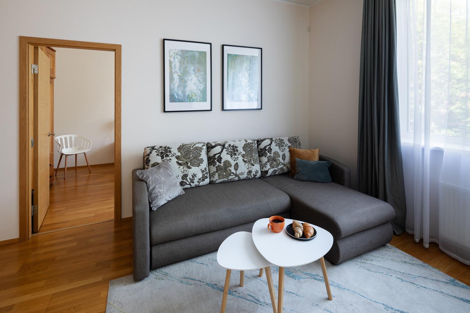 Apartment One Bedroom Sunny Tallinn Street With Parking *