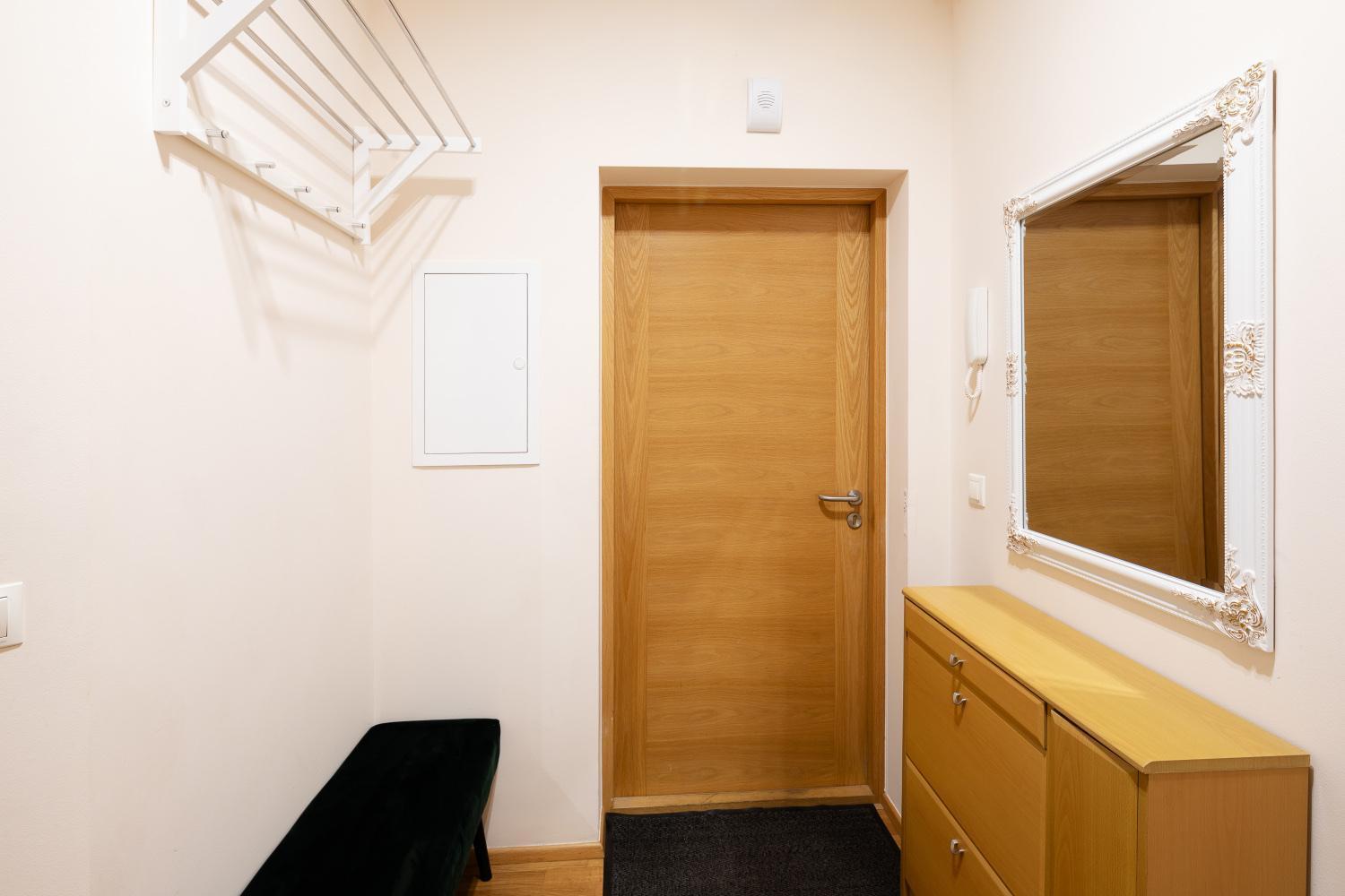 Apartment One Bedroom Sunny Tallinn Street With Parking *
